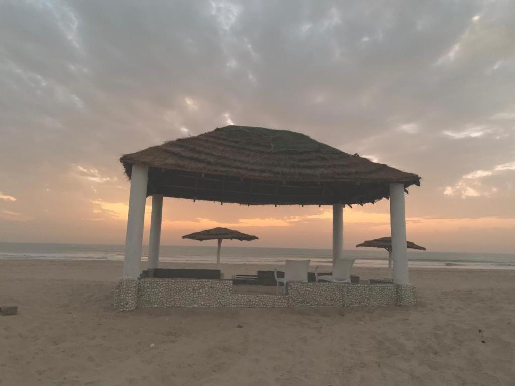 Bosofet Beach And Creek Lodge Sanyang Ngoại thất bức ảnh
